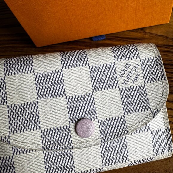 Louis Vuitton Rosalie Coin Purse - Picture 2 of 16
